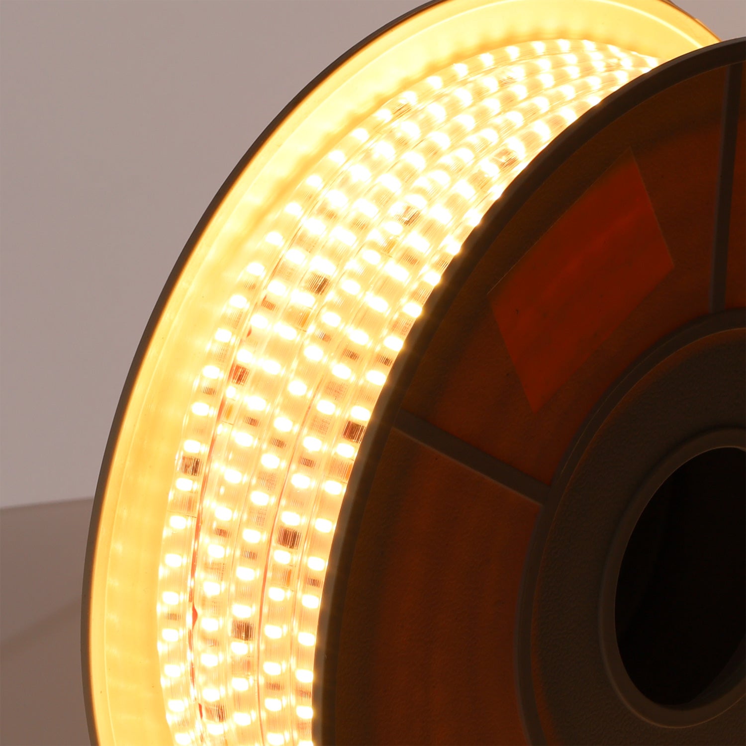 Tira de 60 LEDs/M 1500Lm/M 6000ºK SMD2835 Autorectificada Difusor Microprismático 220VAC IP65 x50M 40.000H - Imagen 5